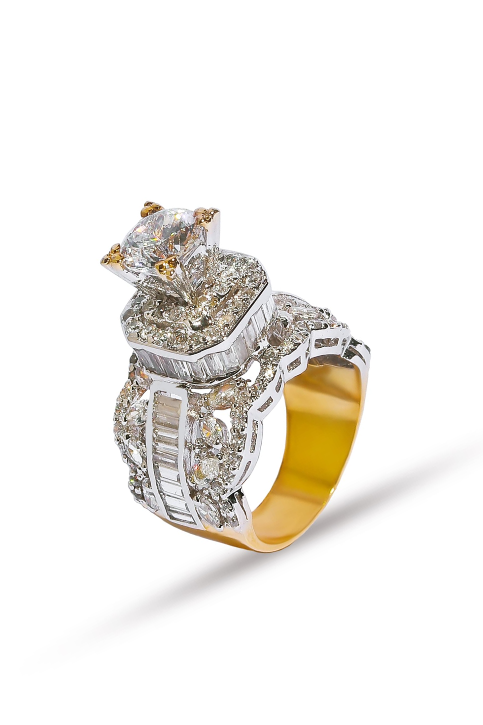 JEWEL PARADISE DIAMOND CUT RING