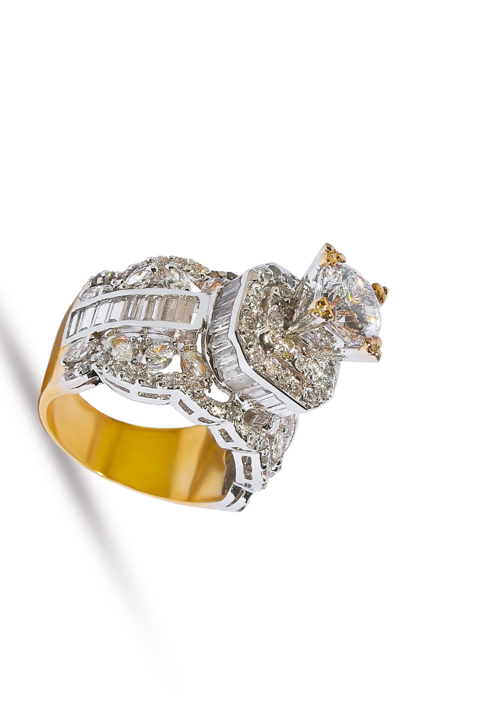 JEWEL PARADISE DIAMOND CUT RING